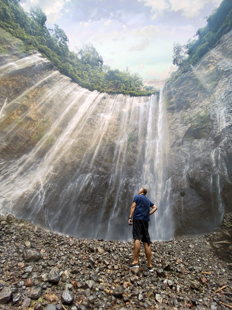 Travel blogger Sean Brown of DESTINATIONS UNKNOWN explores Tumpak Sewu Waterfall