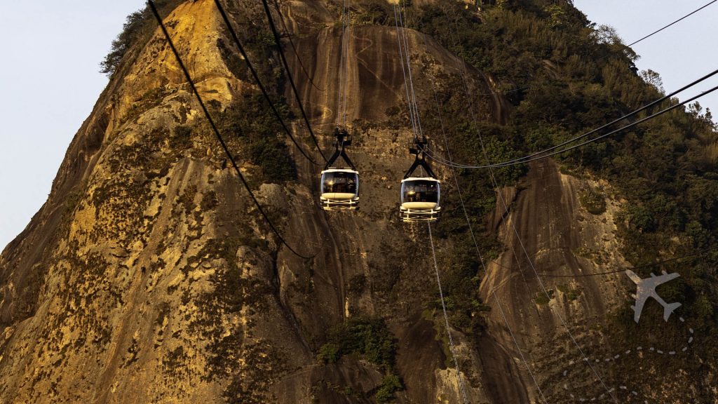 Sugarload mountain cable cars